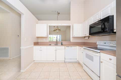 Tiny photo for 2590 E Aragon Boulevard #2, Sunrise, FL 33313 (MLS # B26021462)