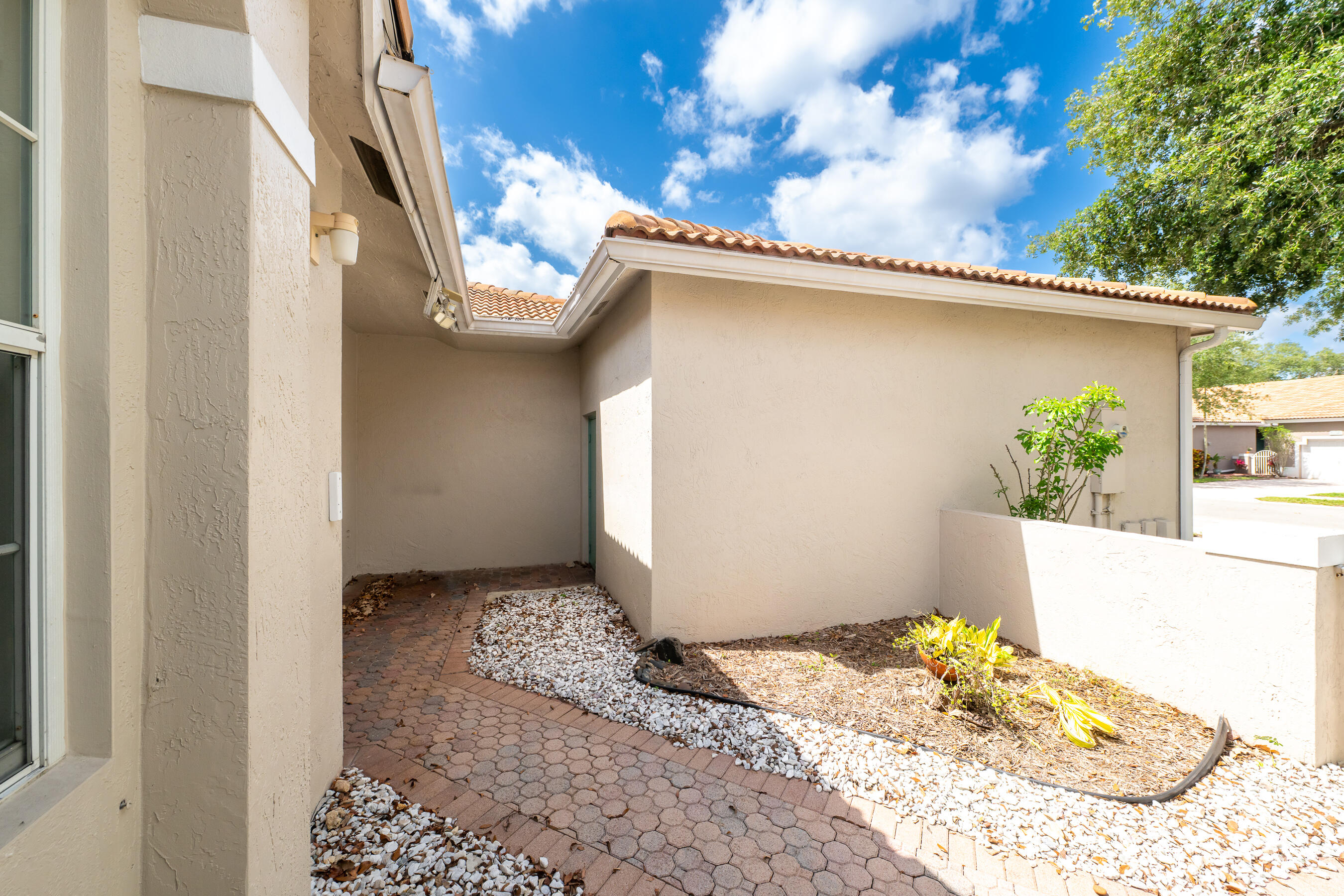 REGENCY HOMES AT SUNRISE - Residential