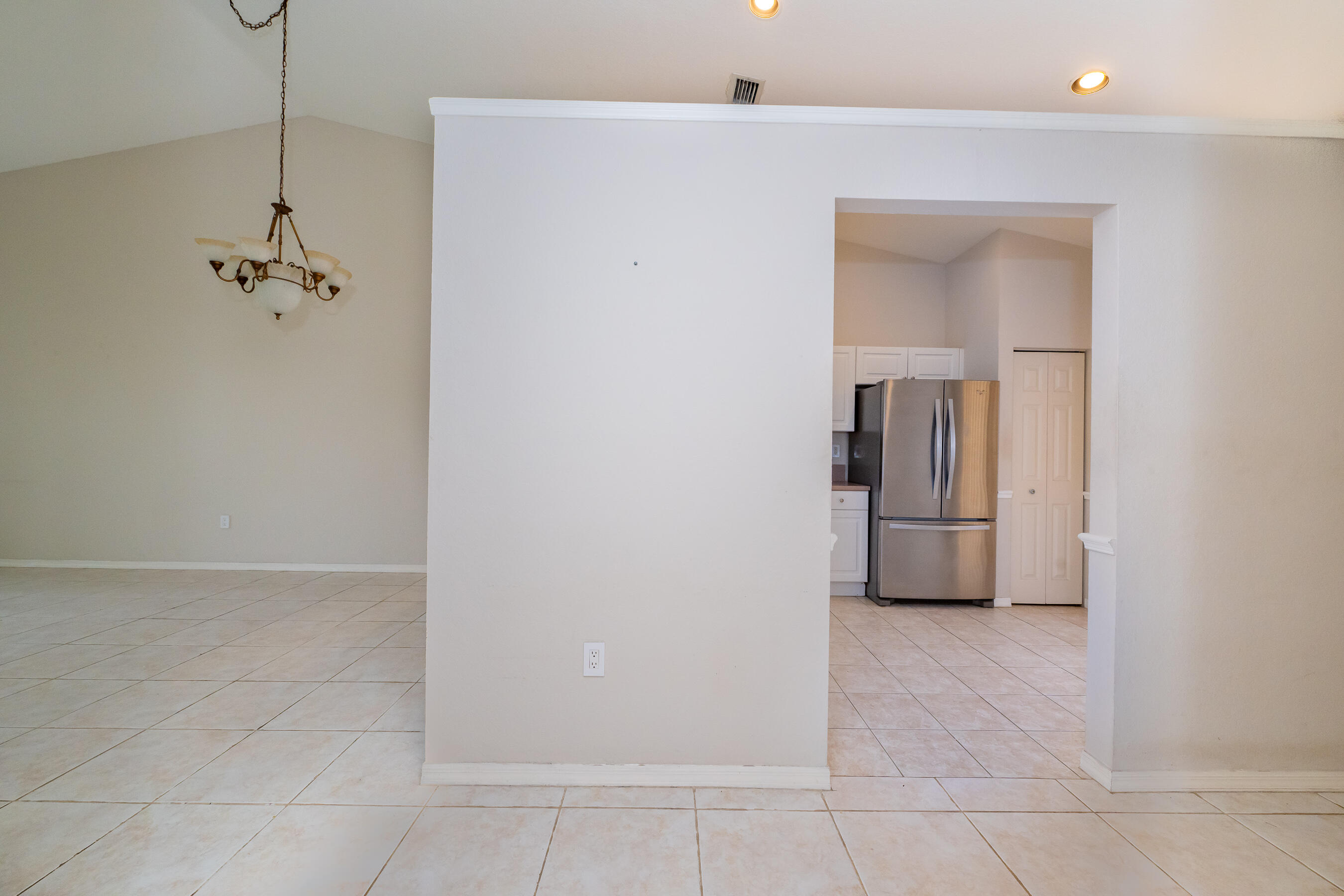 REGENCY HOMES AT SUNRISE - Residential