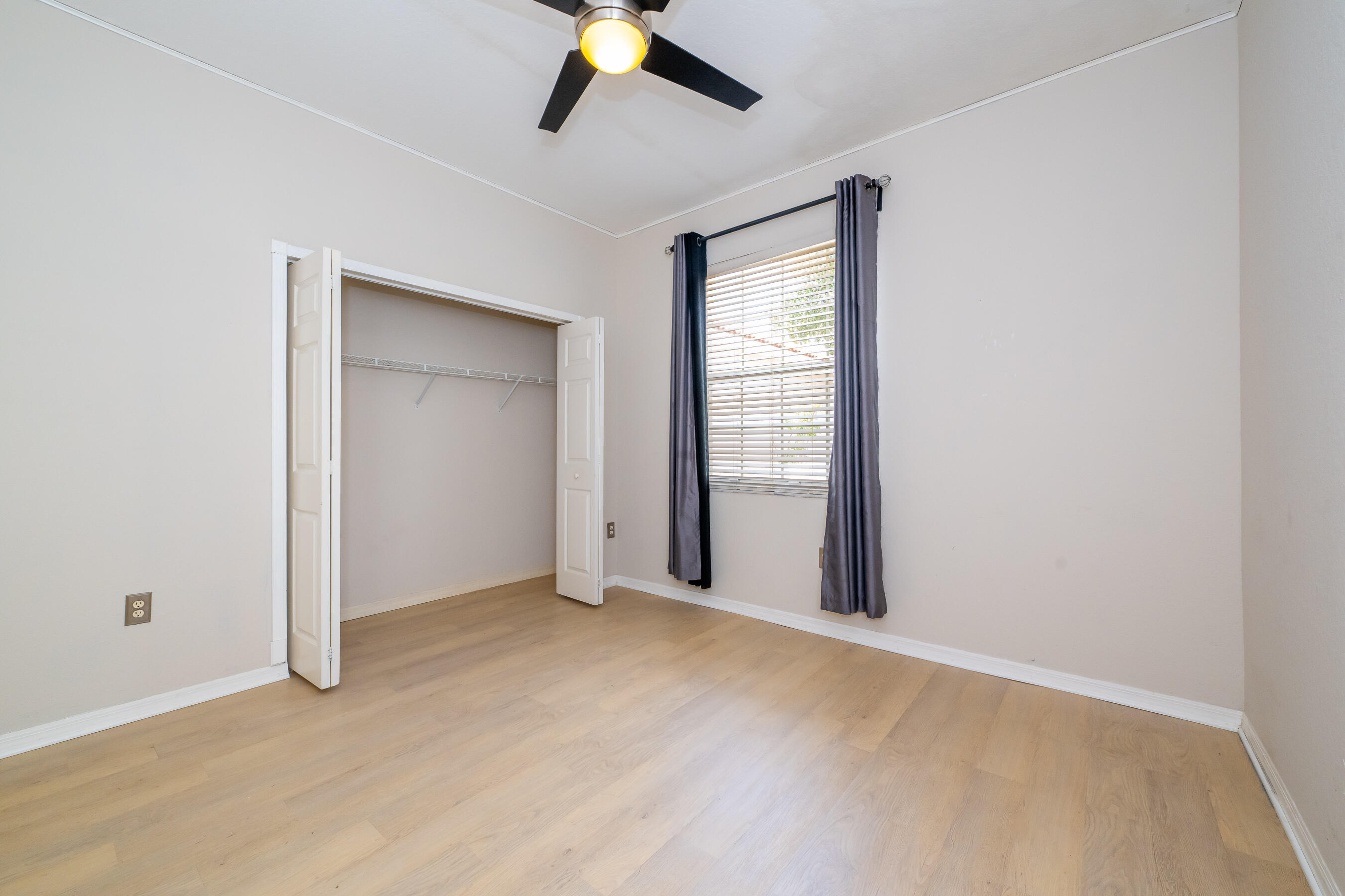 REGENCY HOMES AT SUNRISE - Residential