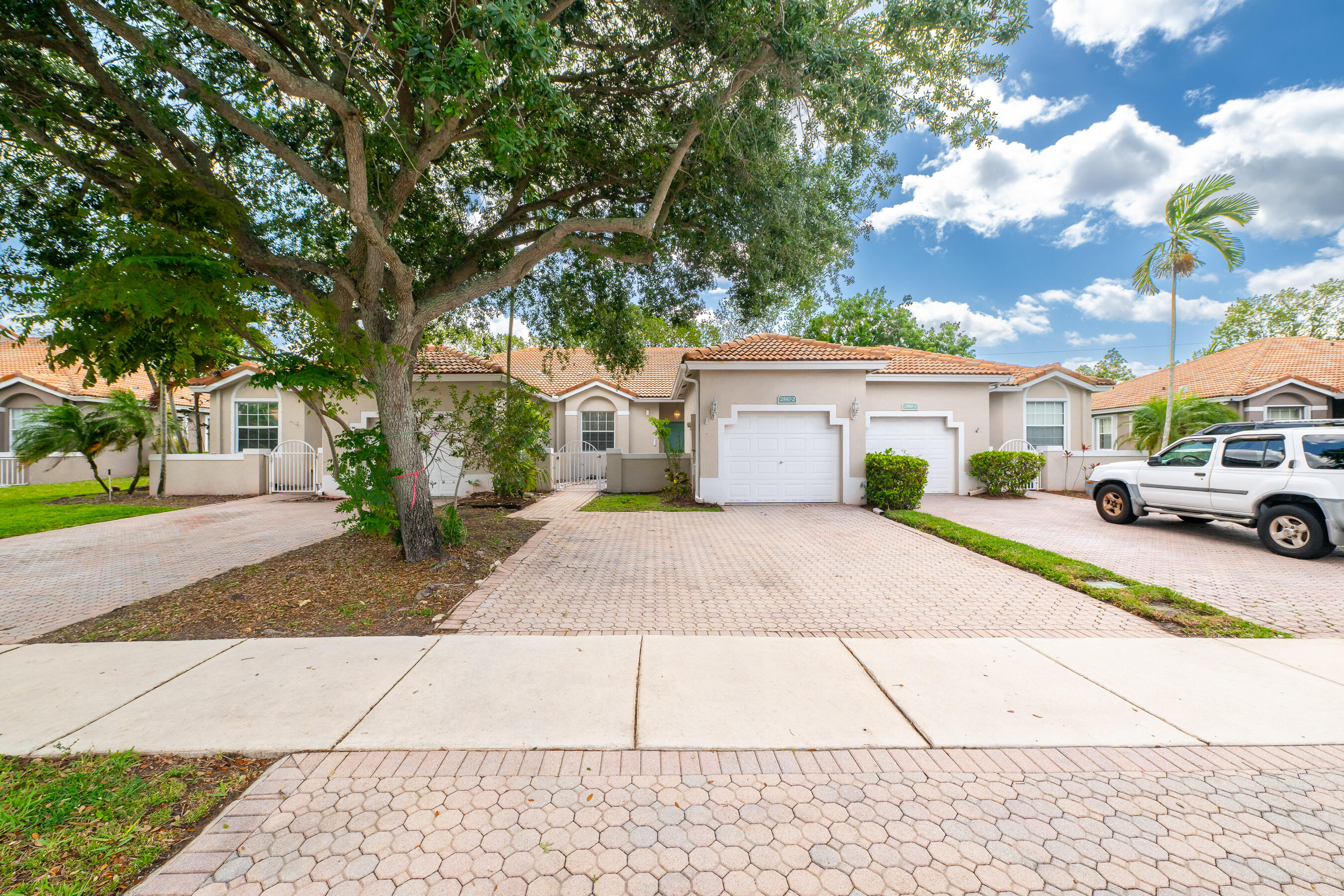 REGENCY HOMES AT SUNRISE - Residential