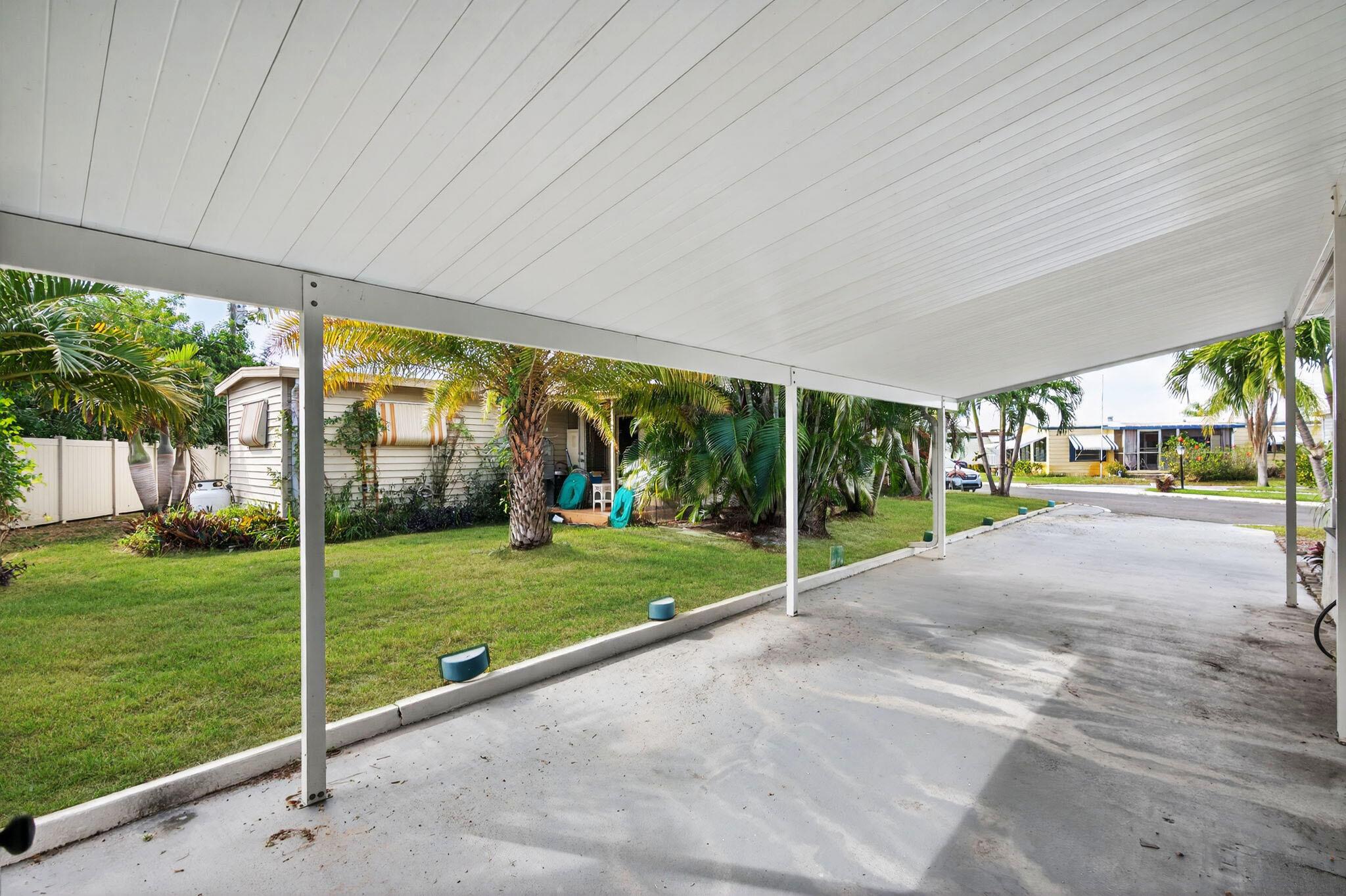 LAKESIDE VILLAGE MOBILE H - Residential