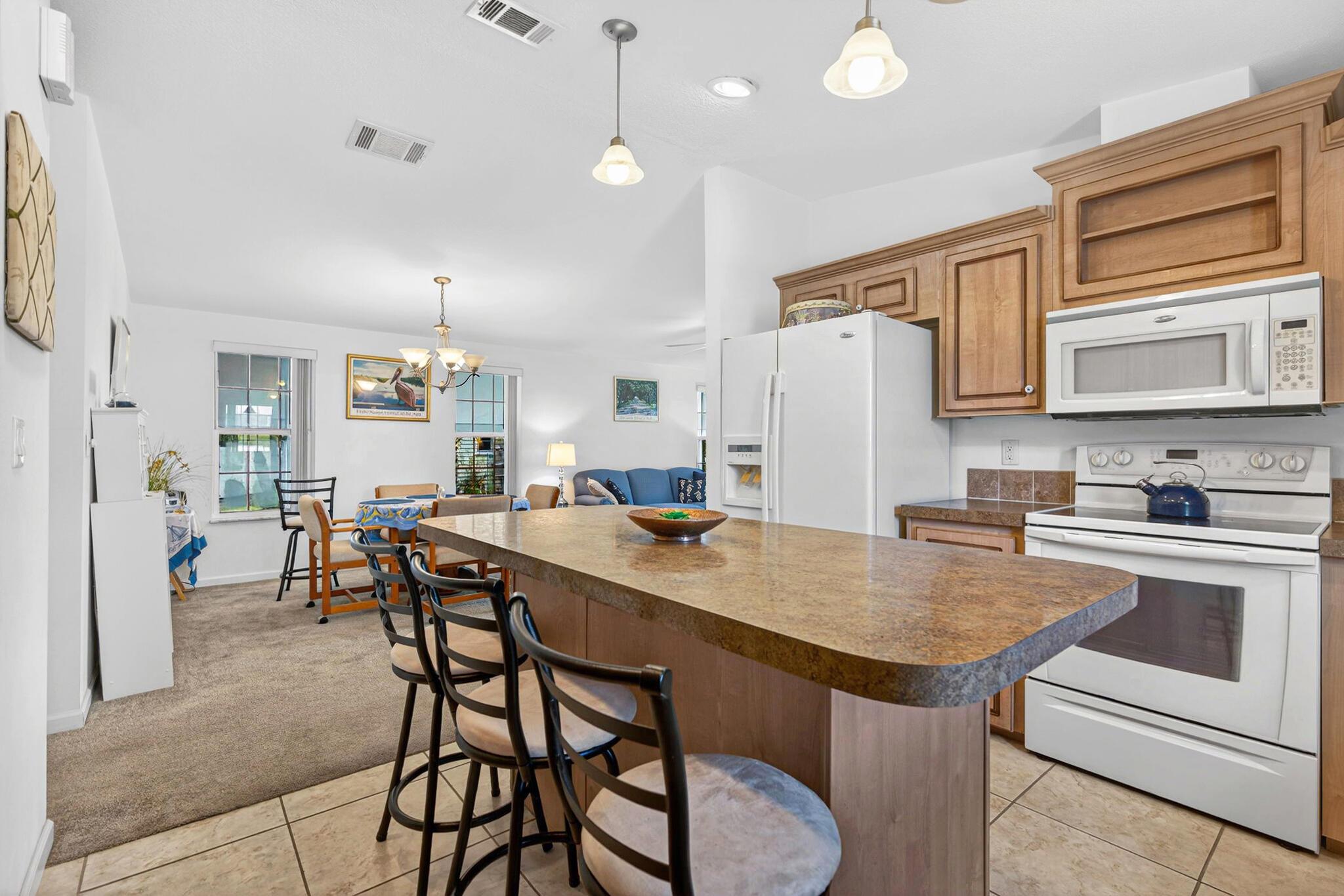 LAKESIDE VILLAGE MOBILE H - Residential