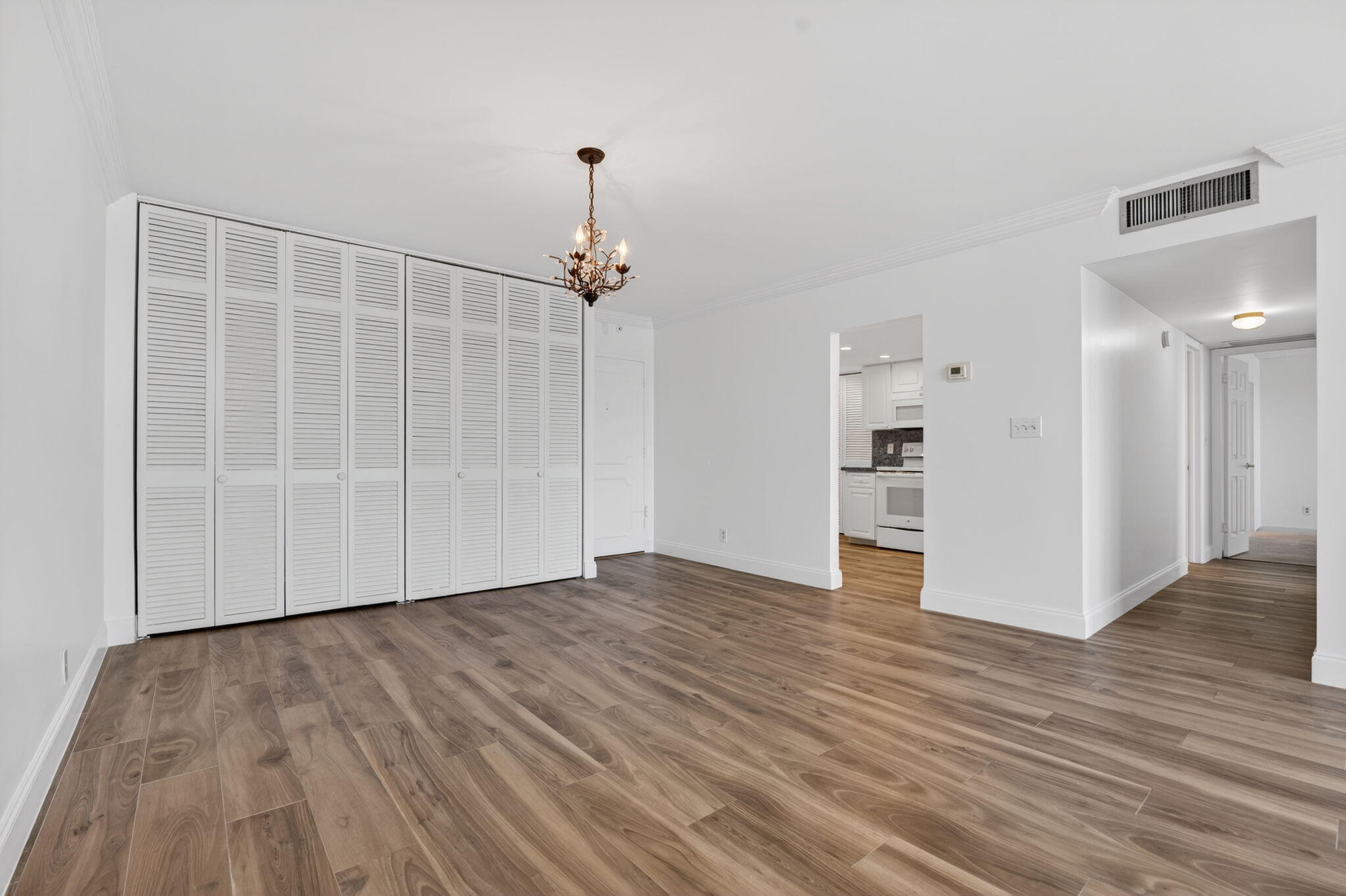 PARLIAMENT HOUSE CONDO - Residential