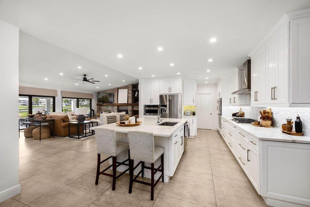 Photo of 4725 NE 25th Avenue, Fort Lauderdale, FL 33308 (MLS # F10473953)