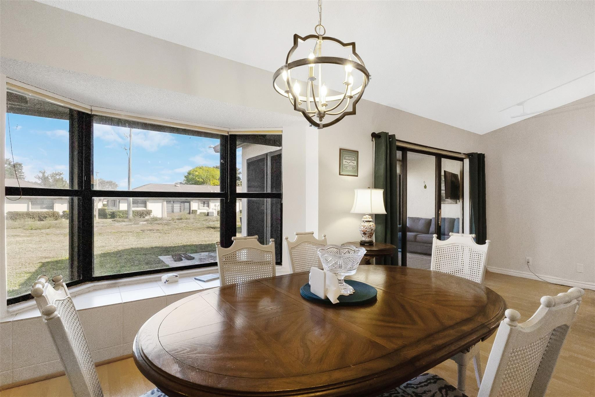 Equestrian 02 - Residential