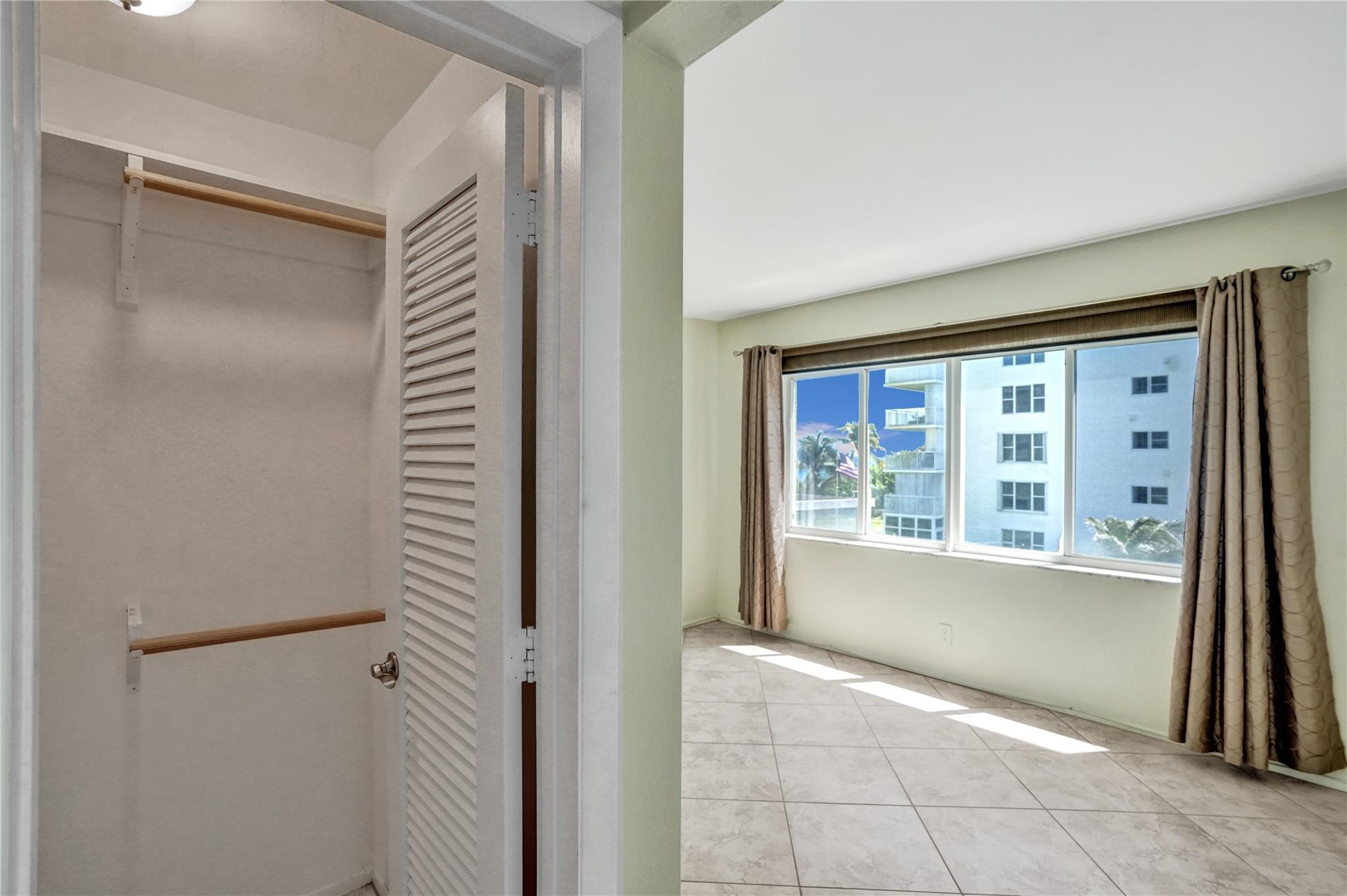 JADE BEACH VILLAS CONDO - Residential Lease