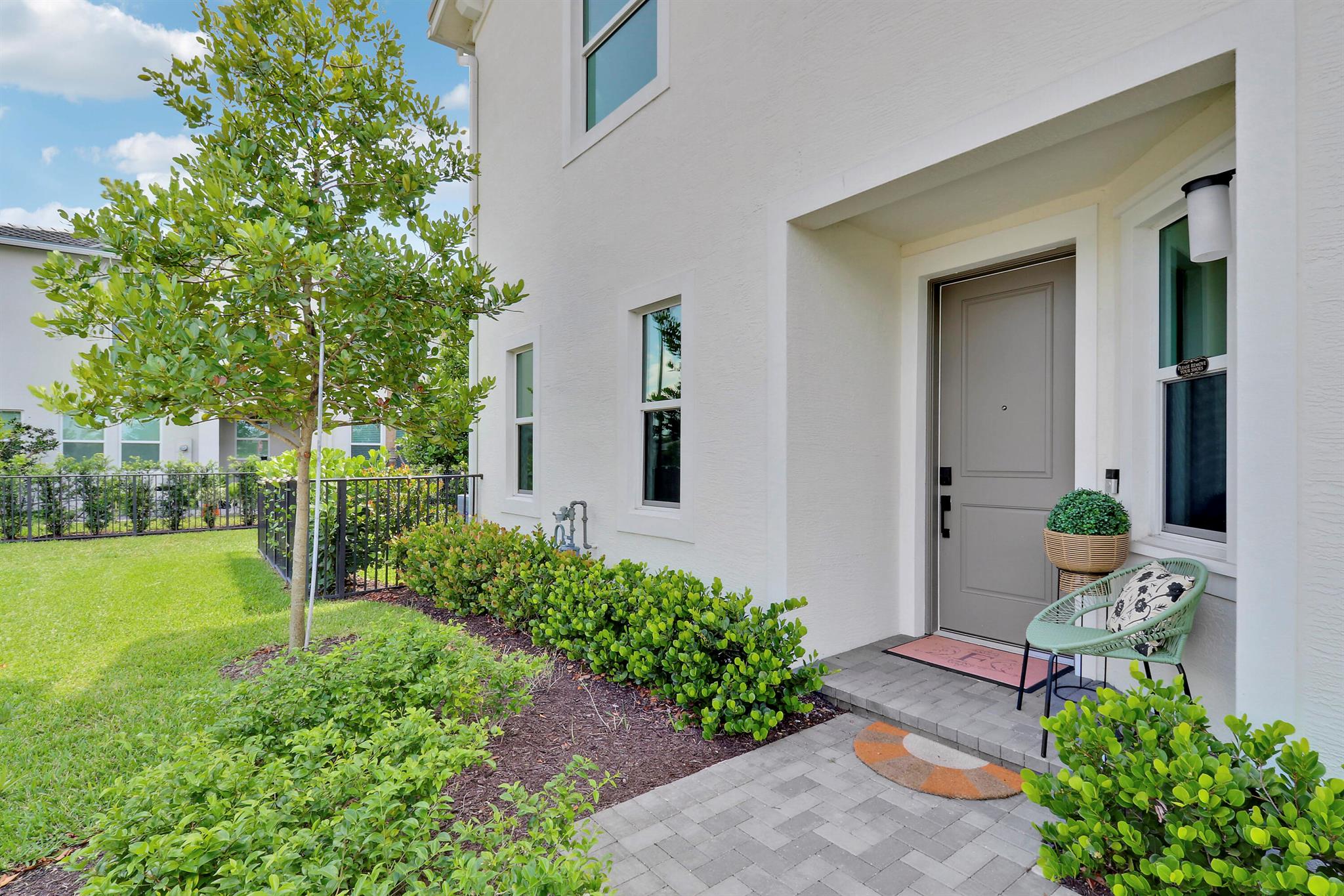 5190 Willow Creek Drive