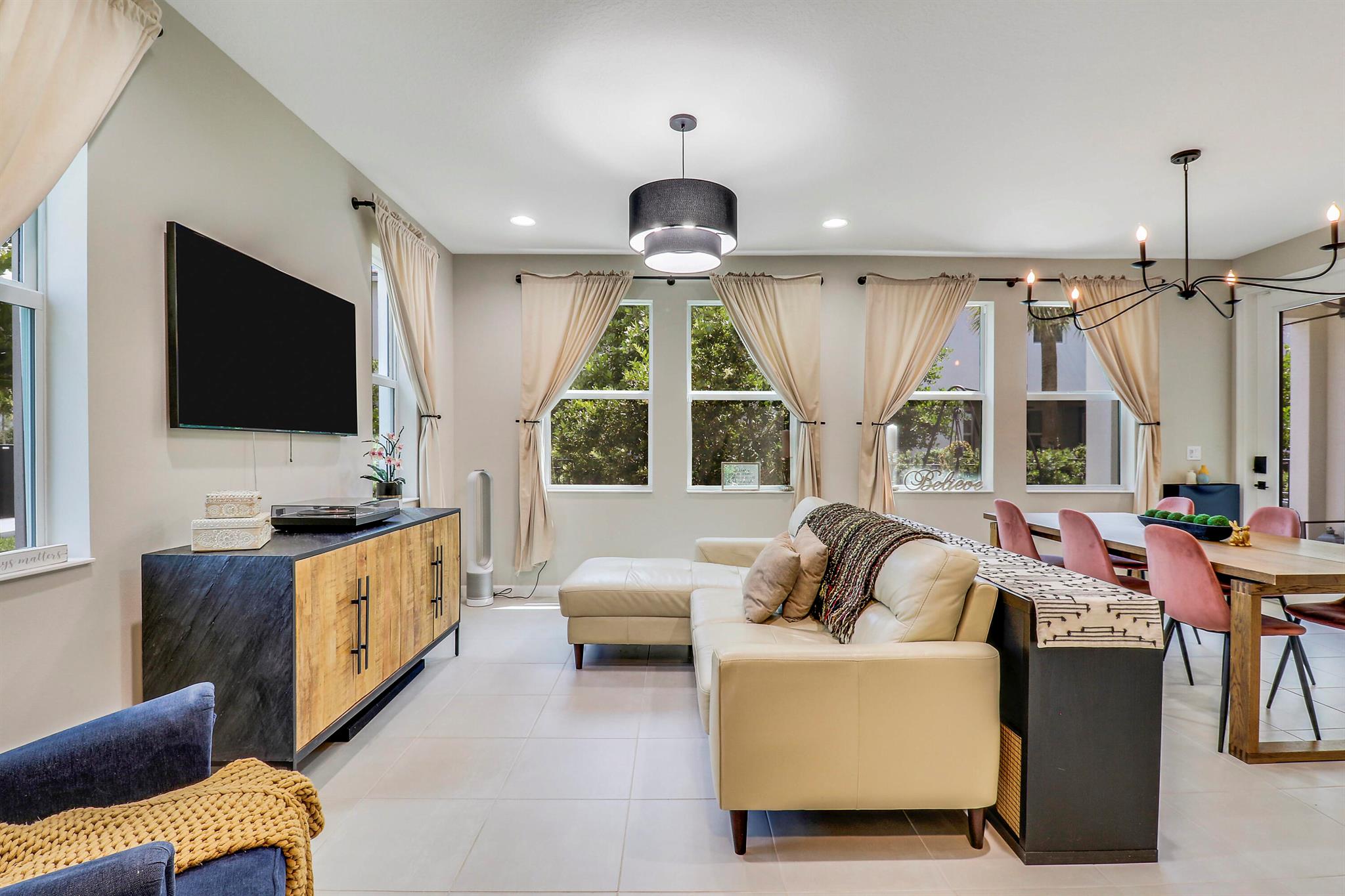 5190 Willow Creek Drive