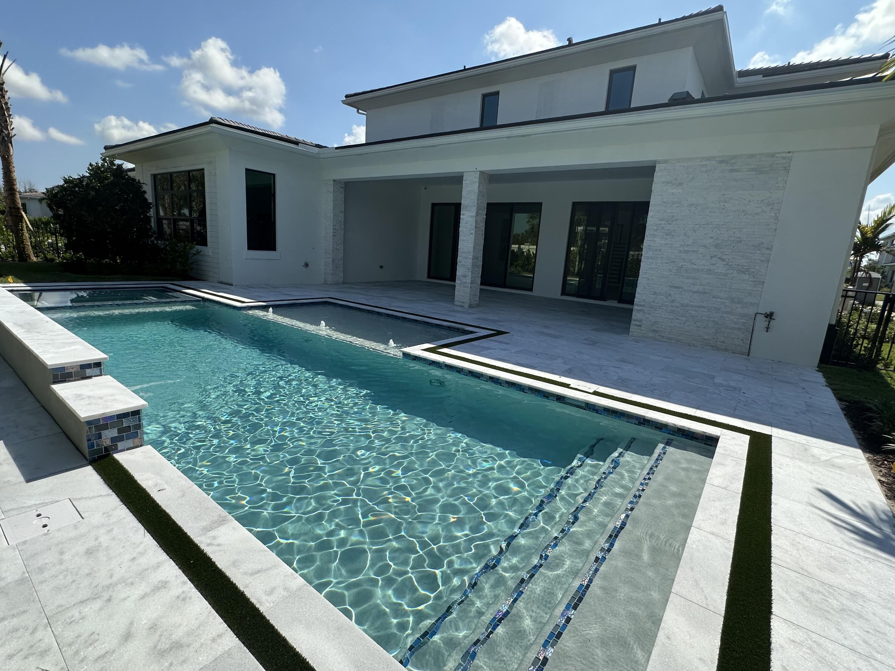 9116 Coral Isles Circle {Lot 5}