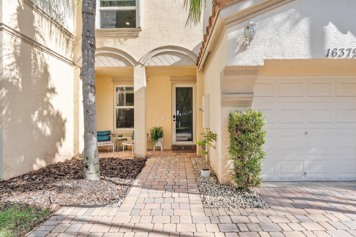 Regalo - Residential