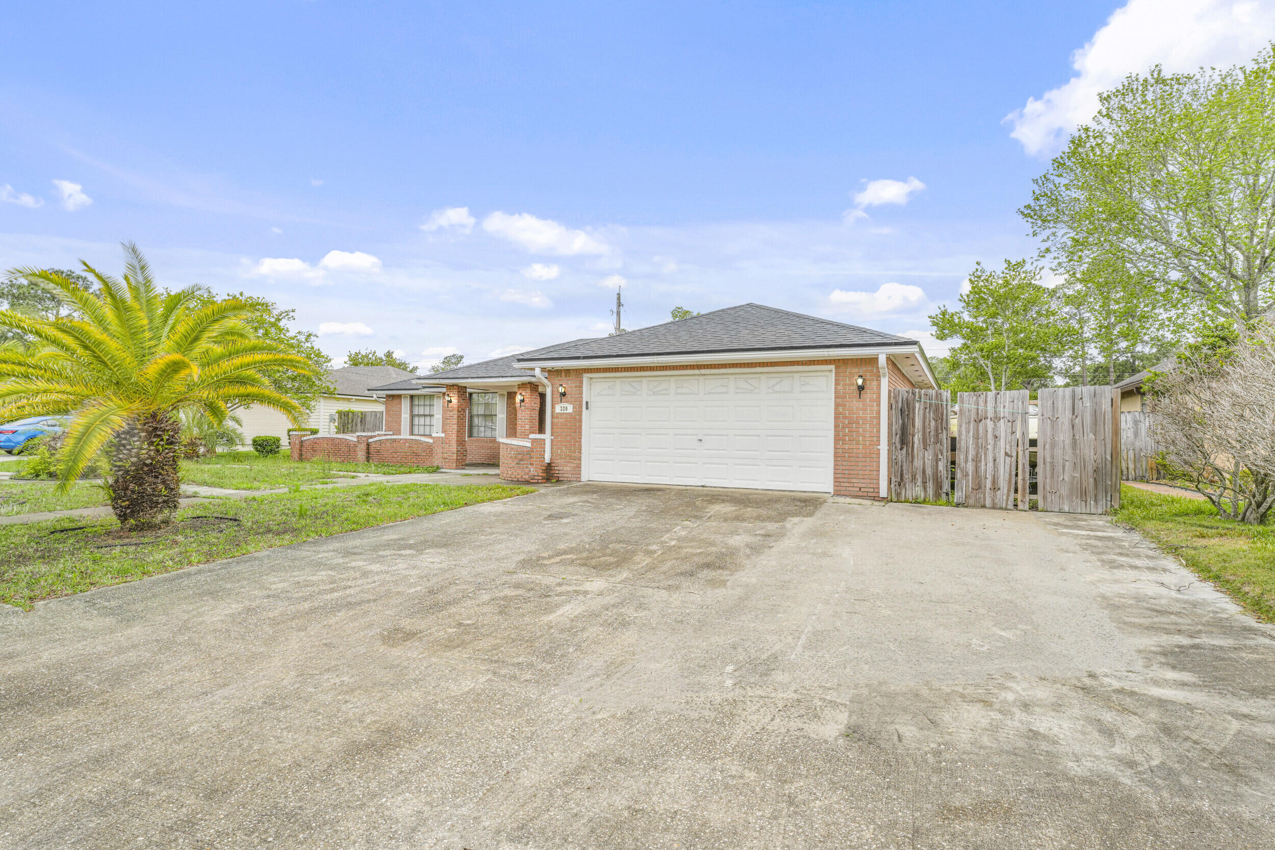 HICKORY CREEK UNIT 04 - Residential