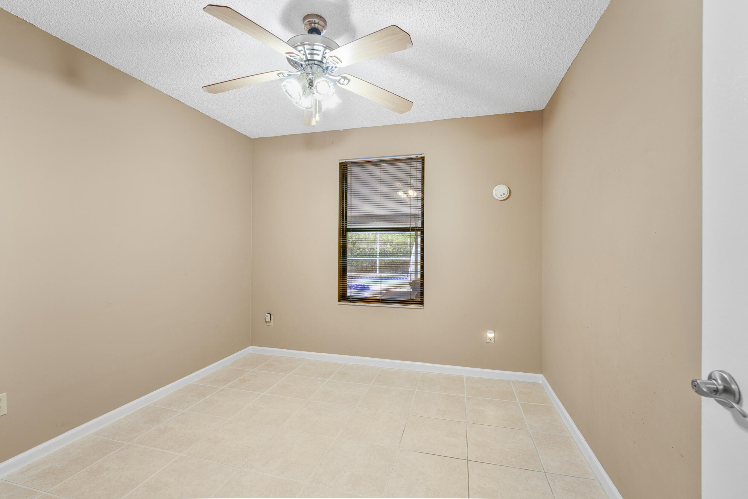 HICKORY CREEK UNIT 04 - Residential