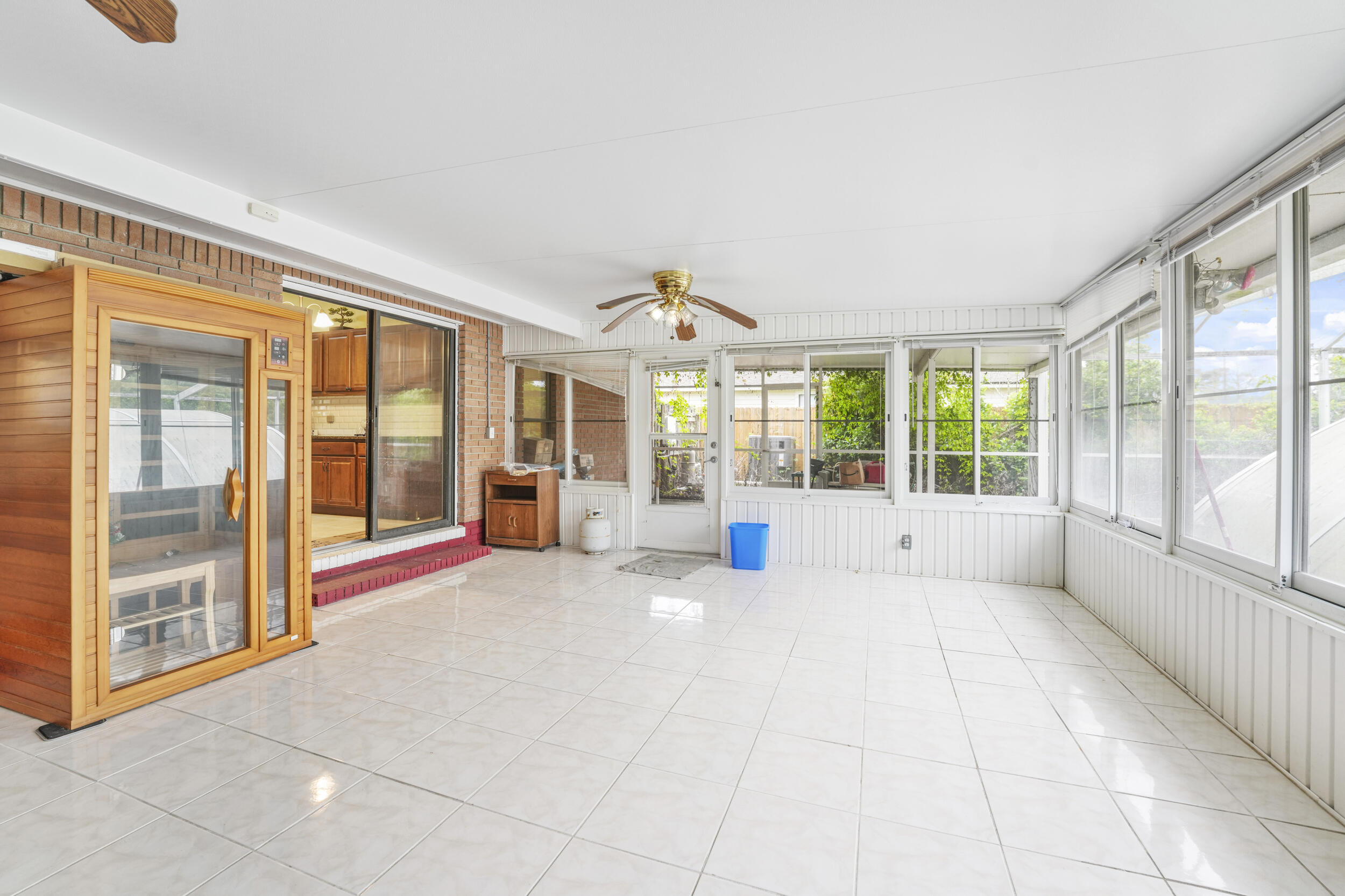 HICKORY CREEK UNIT 04 - Residential