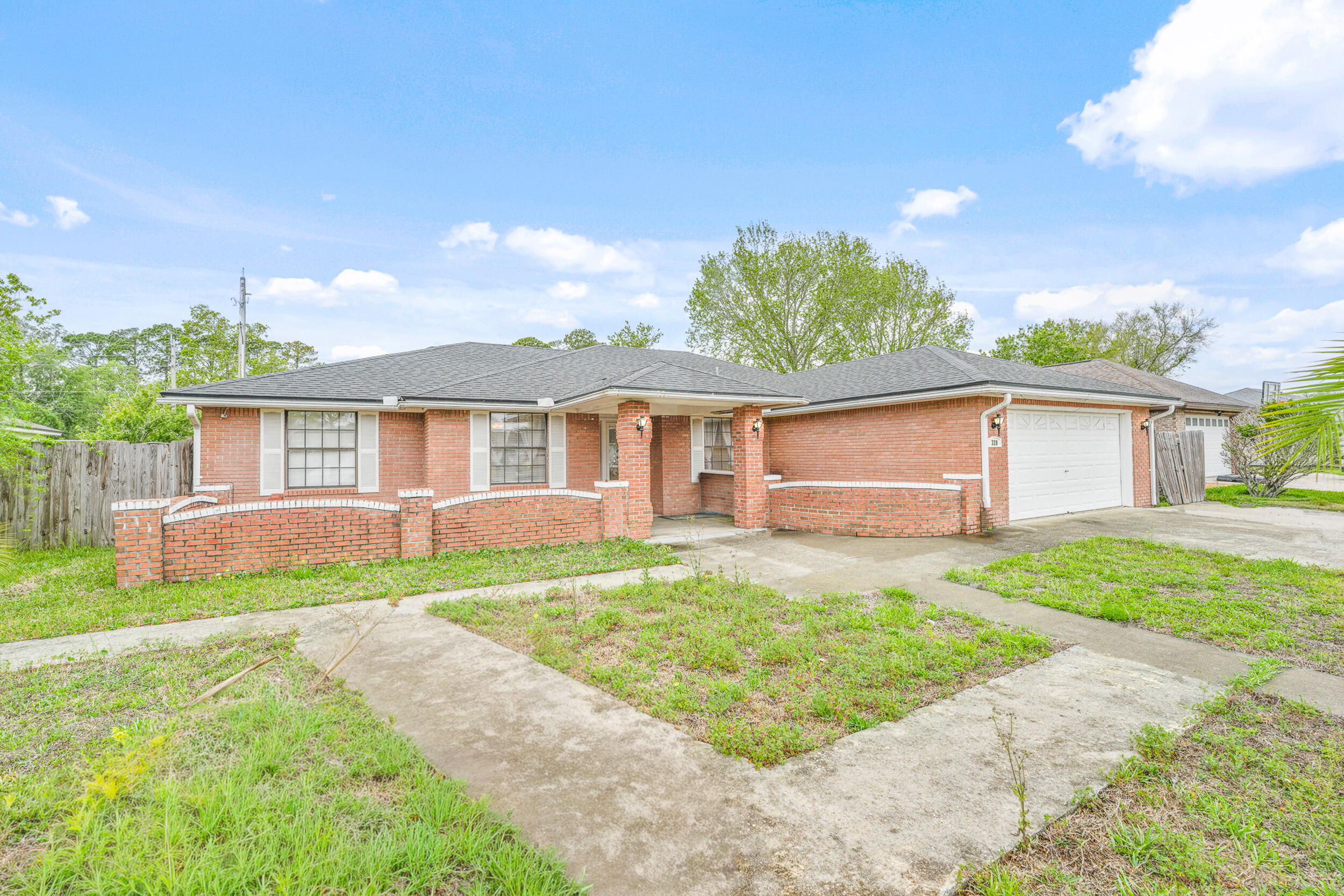 HICKORY CREEK UNIT 04 - Residential