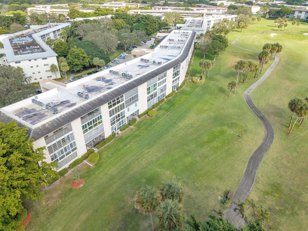 PORTOFINO VILLAGE 1-E CONDO - Residential