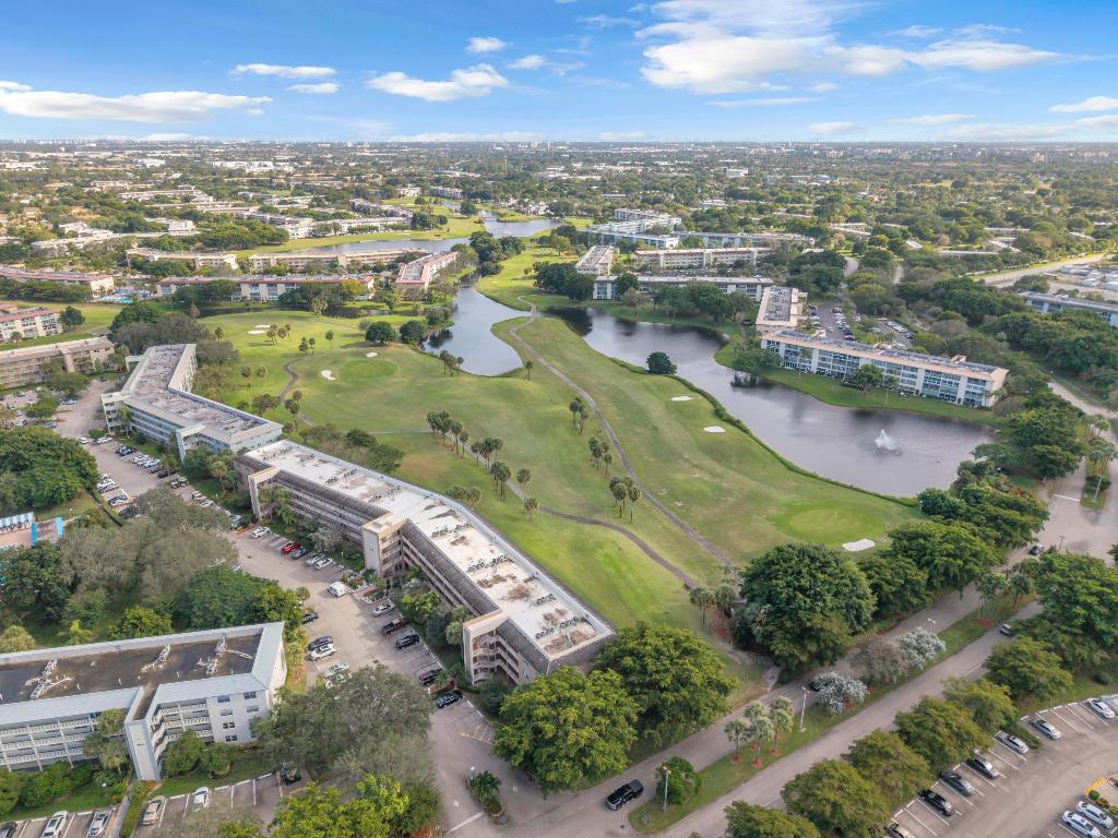 PORTOFINO VILLAGE 1-E CONDO - Residential