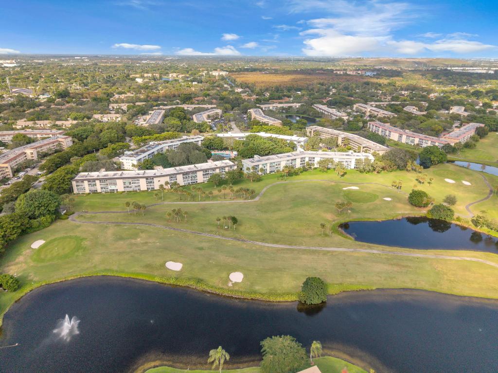 PORTOFINO VILLAGE 1-E CONDO - Residential