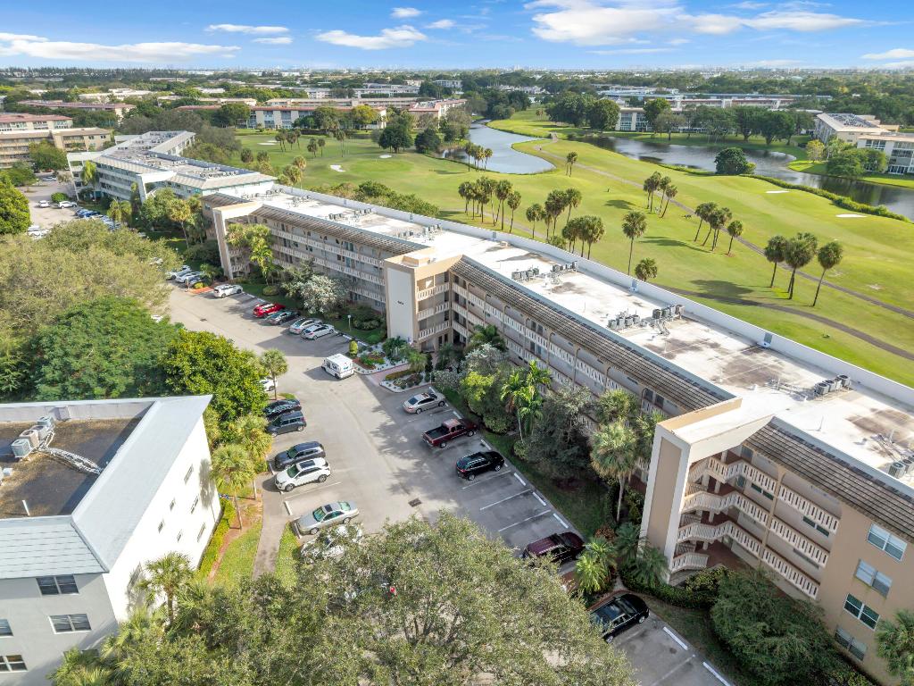 PORTOFINO VILLAGE 1-E CONDO - Residential