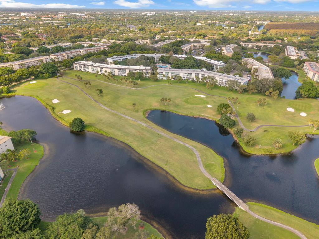 PORTOFINO VILLAGE 1-E CONDO - Residential