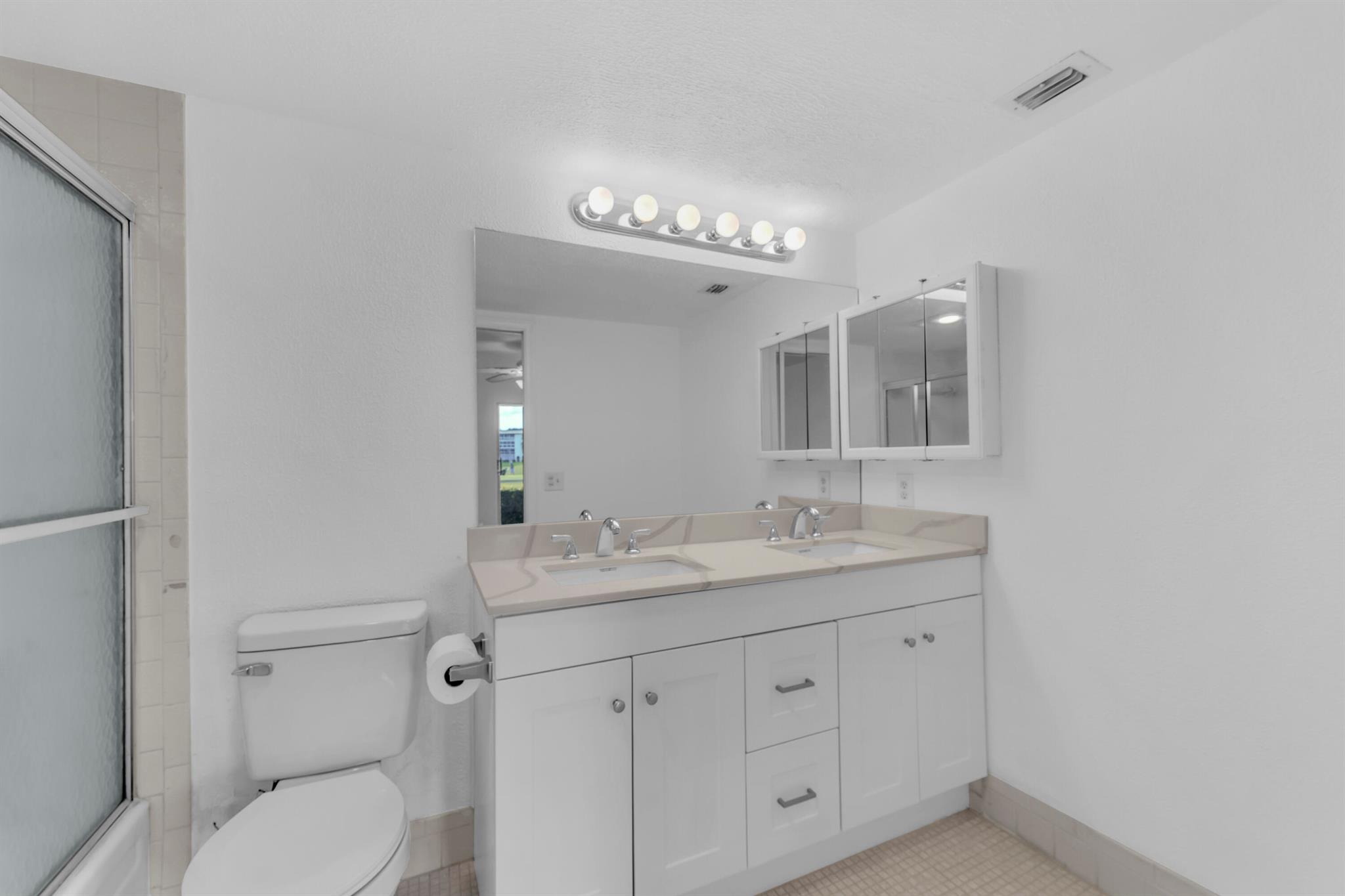 PORTOFINO VILLAGE 1-E CON - Residential