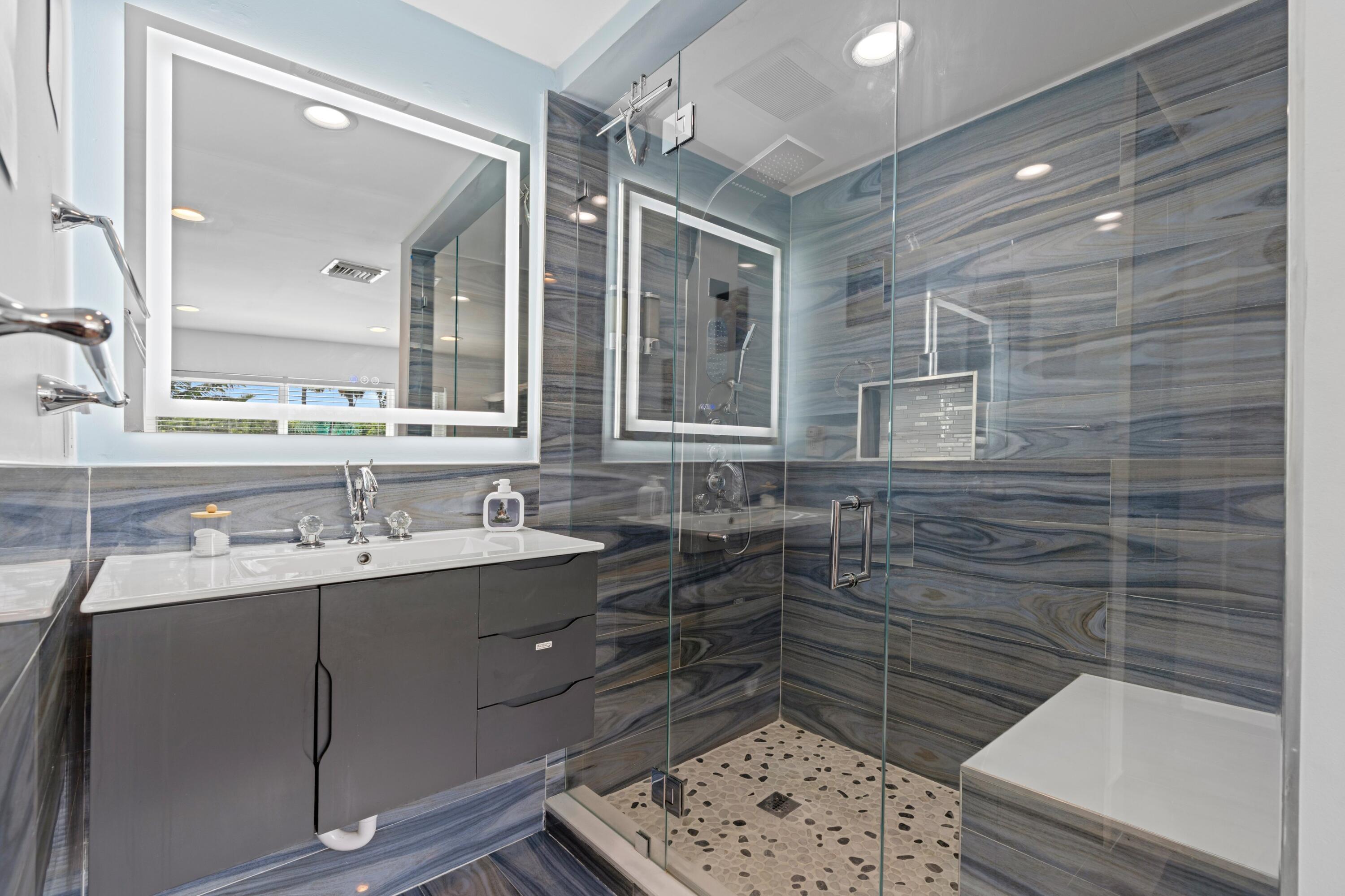 OAKLAND HEIGHTS - Residential Lease