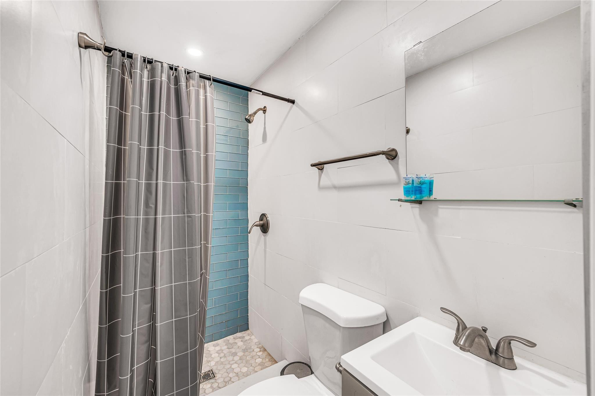 Lake Ridge 24-47 B - Residential