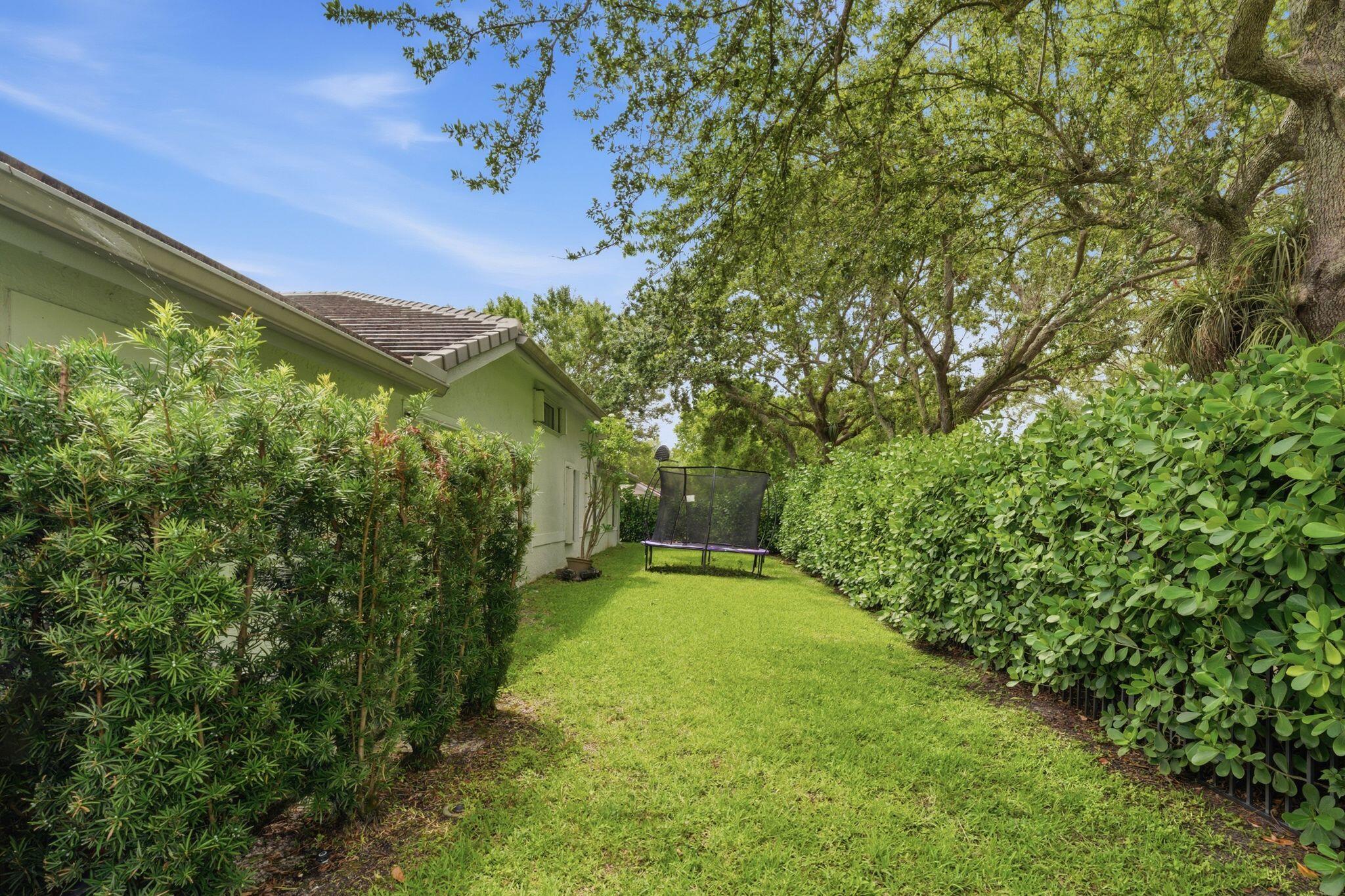 NORTH SPRINGS - Residential