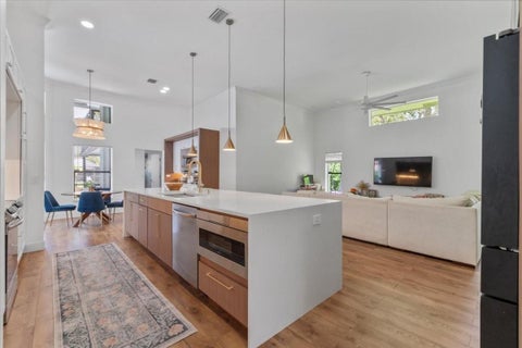 Tiny photo for 4911 NW 96th Drive, Coral Springs, FL 33076 (MLS # B26033670)