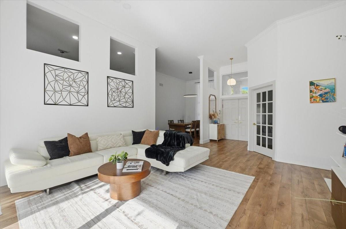NORTH SPRINGS - Residential