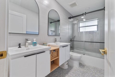 Tiny photo for 4911 NW 96th Drive, Coral Springs, FL 33076 (MLS # B26033670)