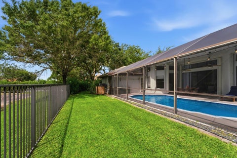 Tiny photo for 4911 NW 96th Drive, Coral Springs, FL 33076 (MLS # B26033670)