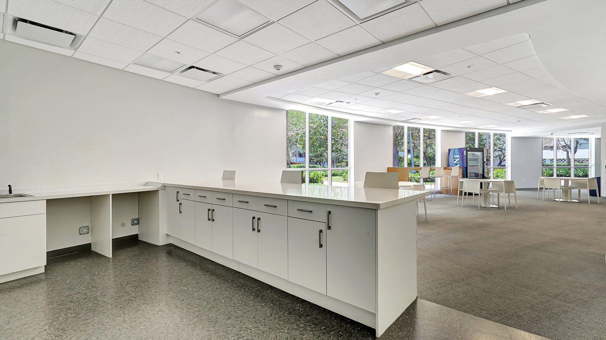 OLYMPUS CONDO PHASE - Residential