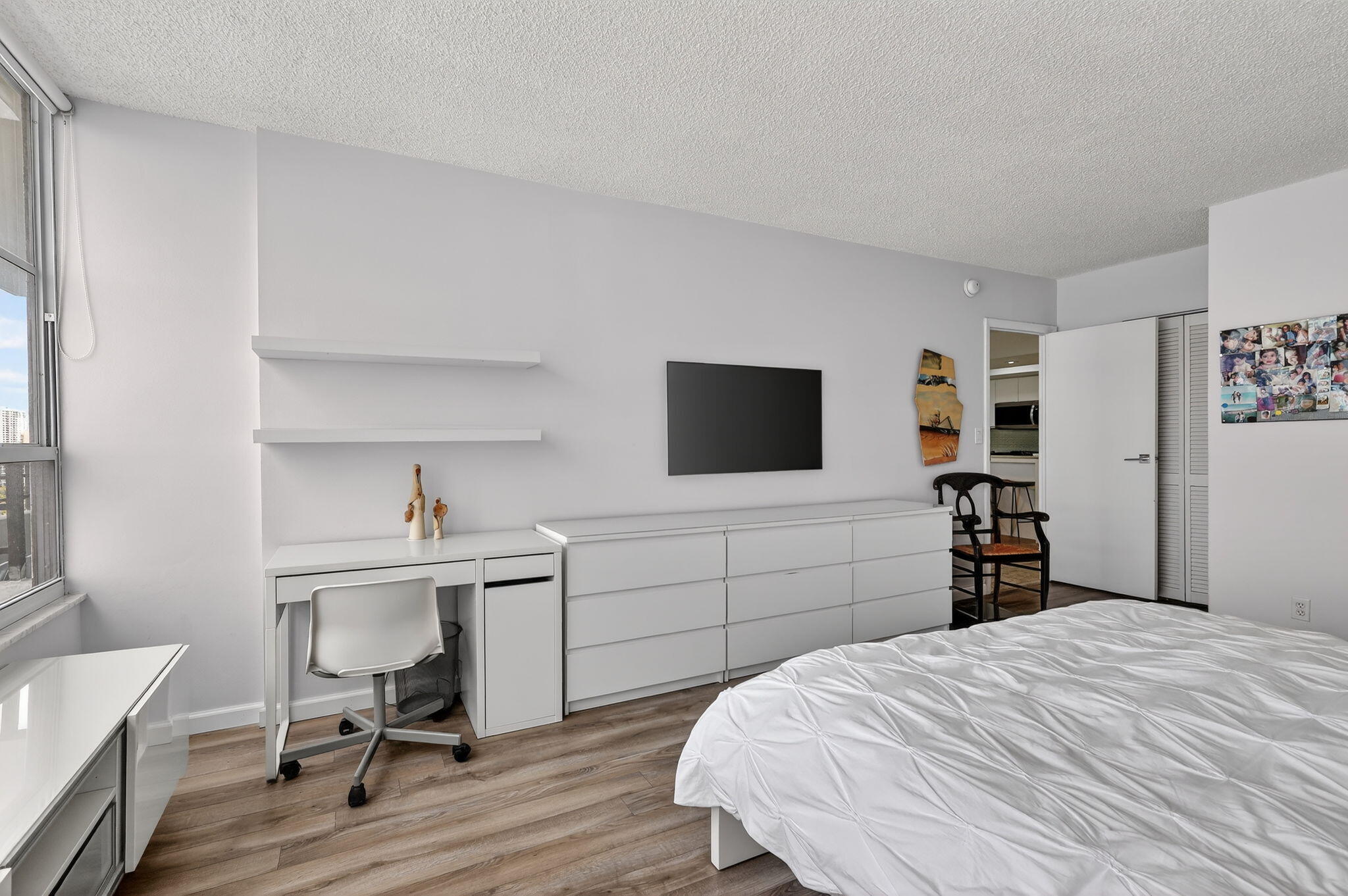 OLYMPUS CONDO PHASE - Residential