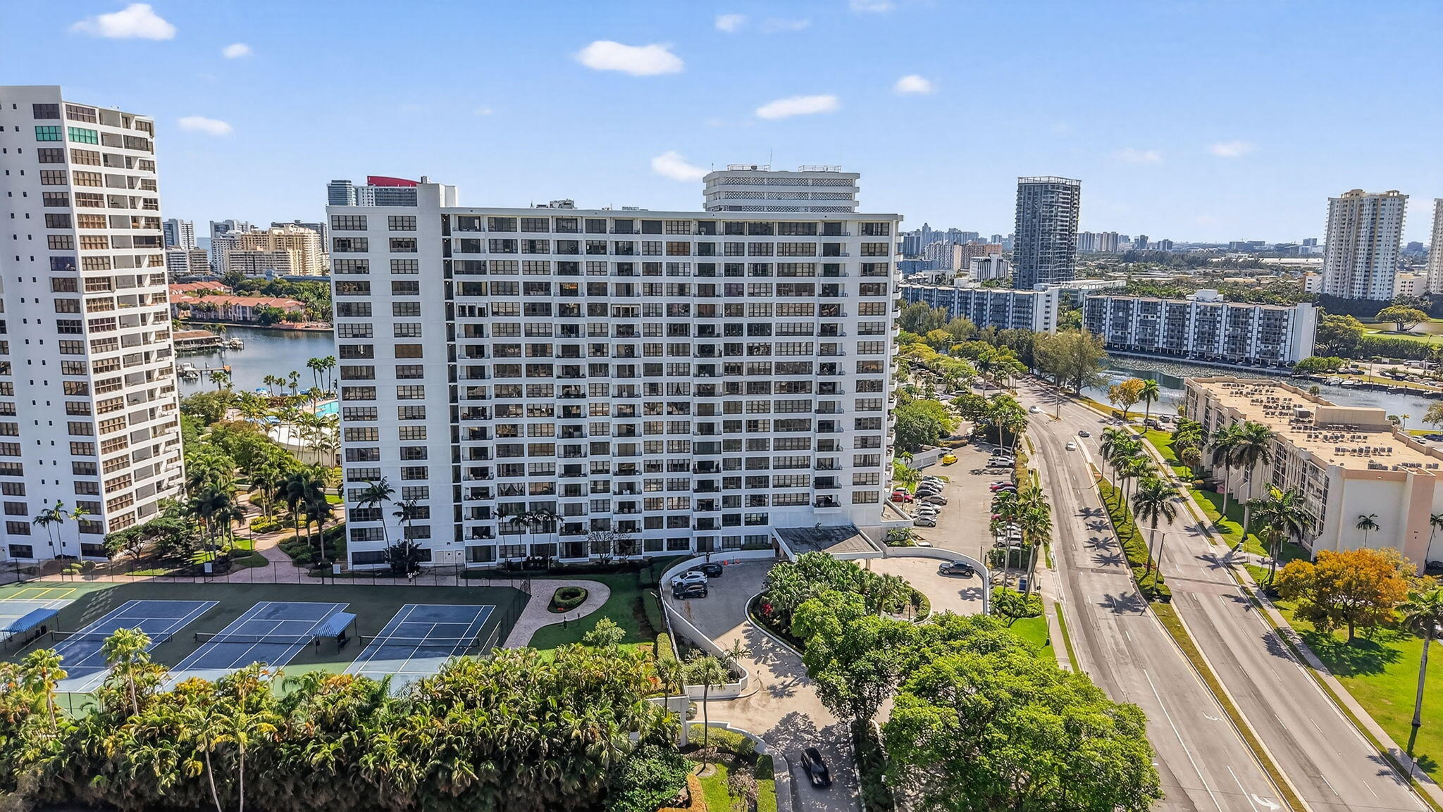 OLYMPUS CONDO PHASE - Residential