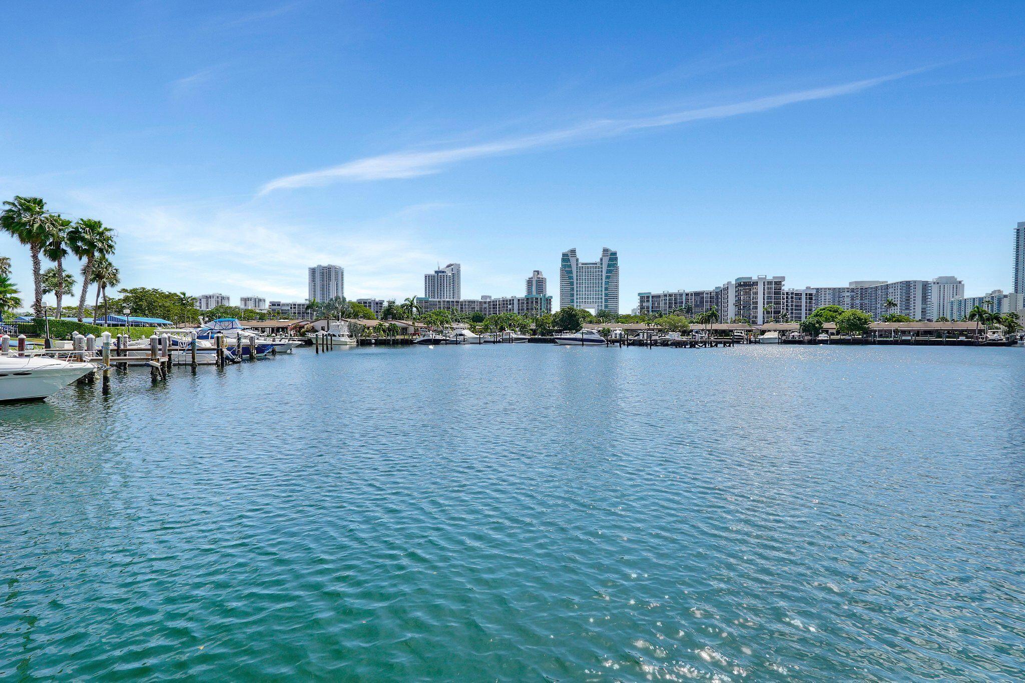 OLYMPUS CONDO PHASE - Residential