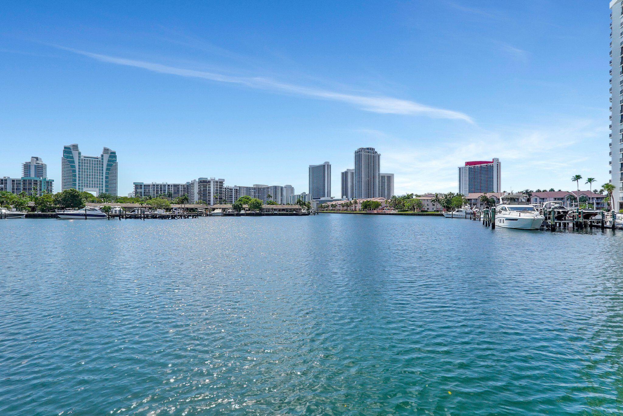 OLYMPUS CONDO PHASE - Residential