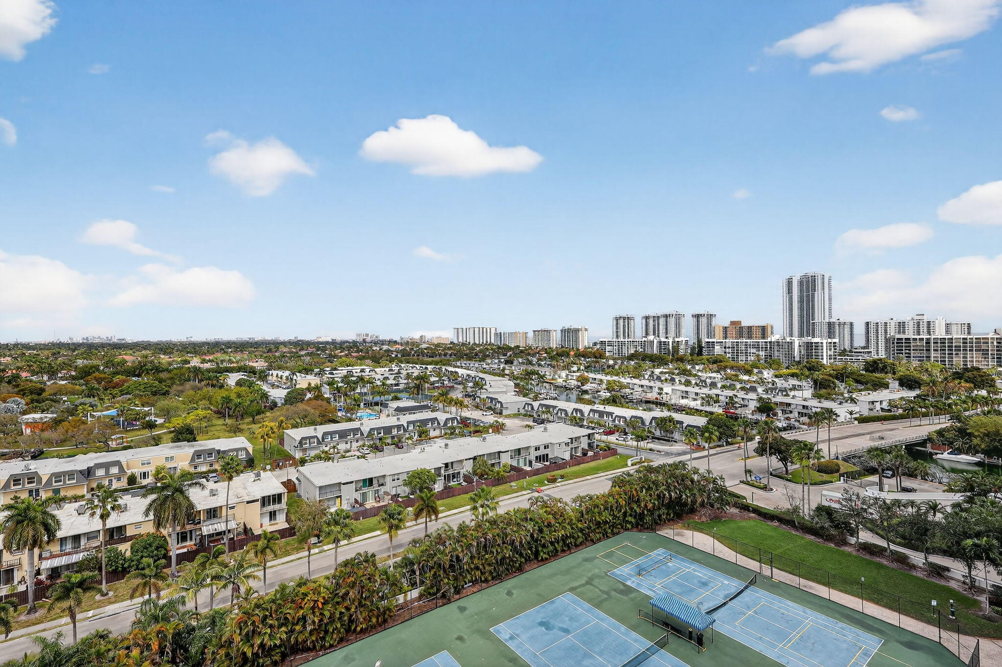 OLYMPUS CONDO PHASE - Residential