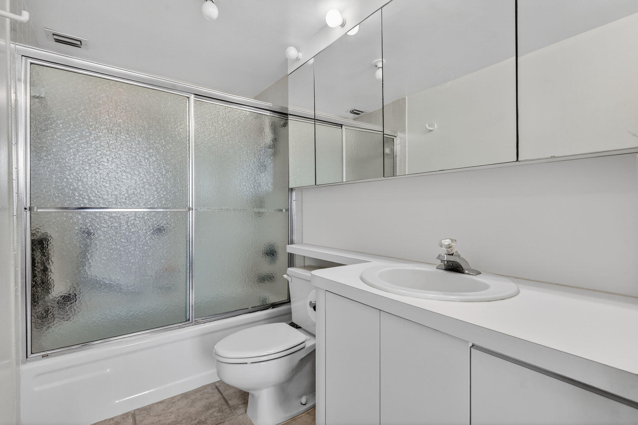 OLYMPUS CONDO PHASE - Residential