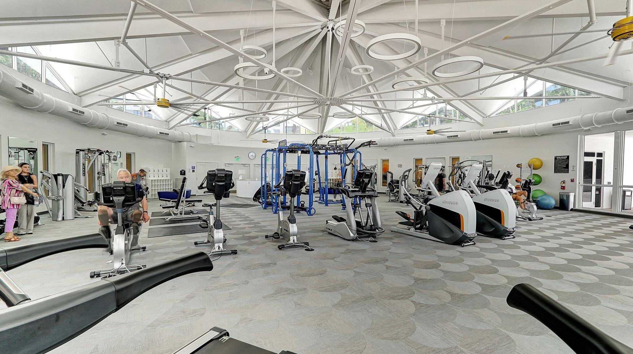 OLYMPUS CONDO PHASE - Residential