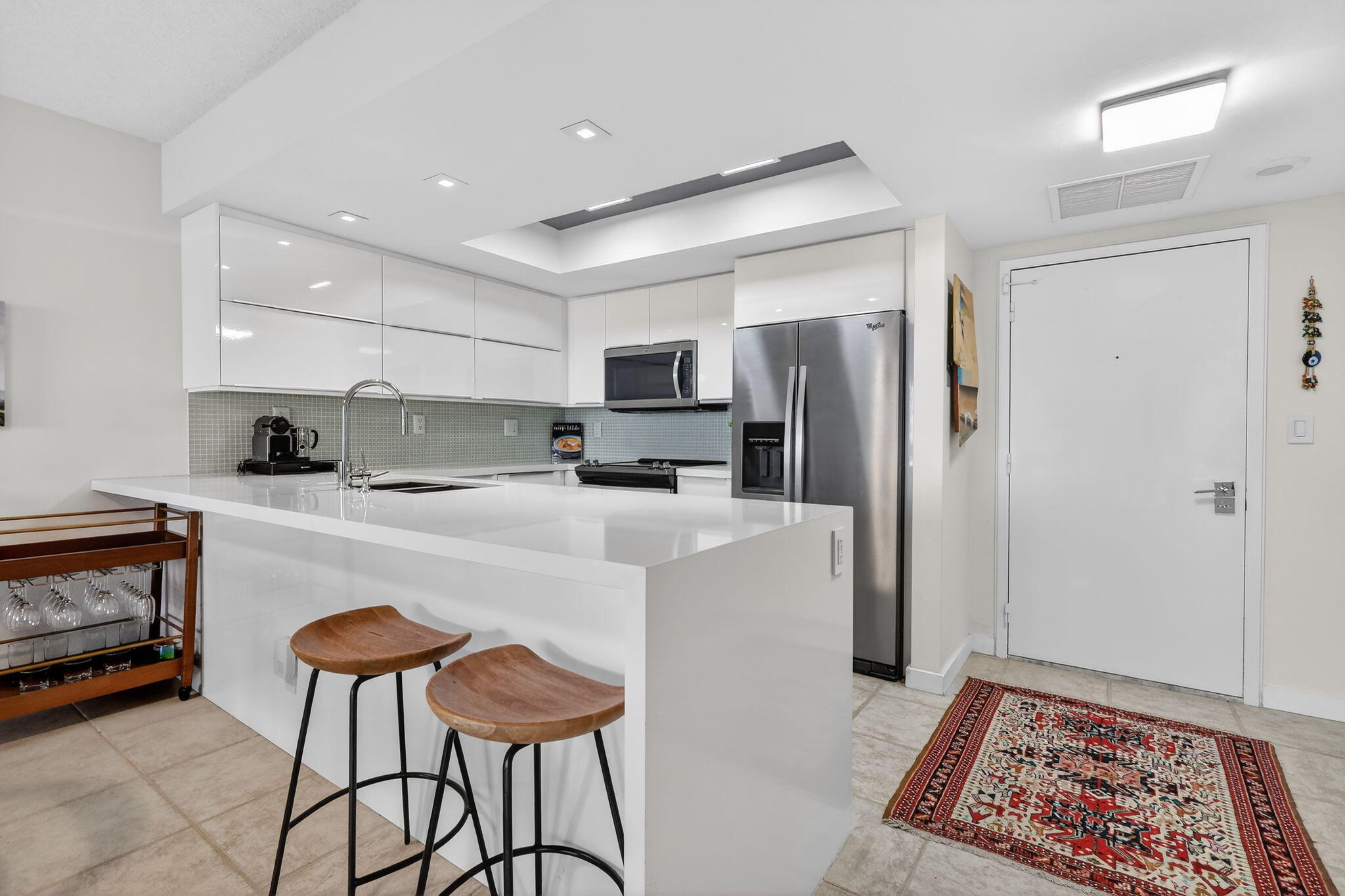 OLYMPUS CONDO PHASE - Residential