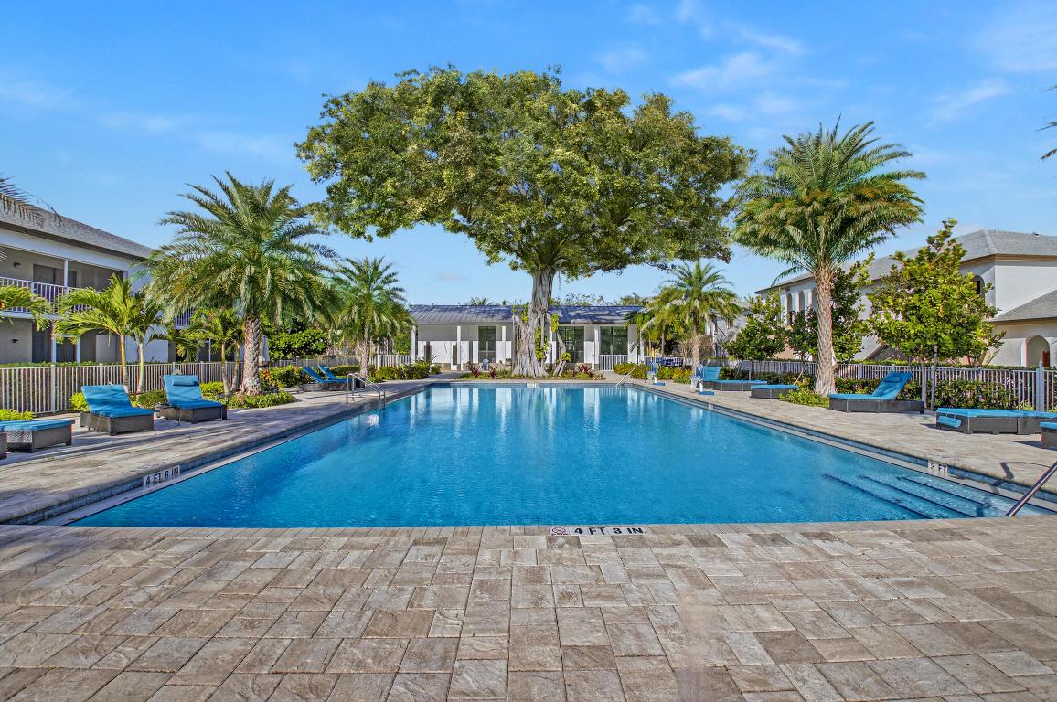 BOCA VILLA APTS - Residential Lease