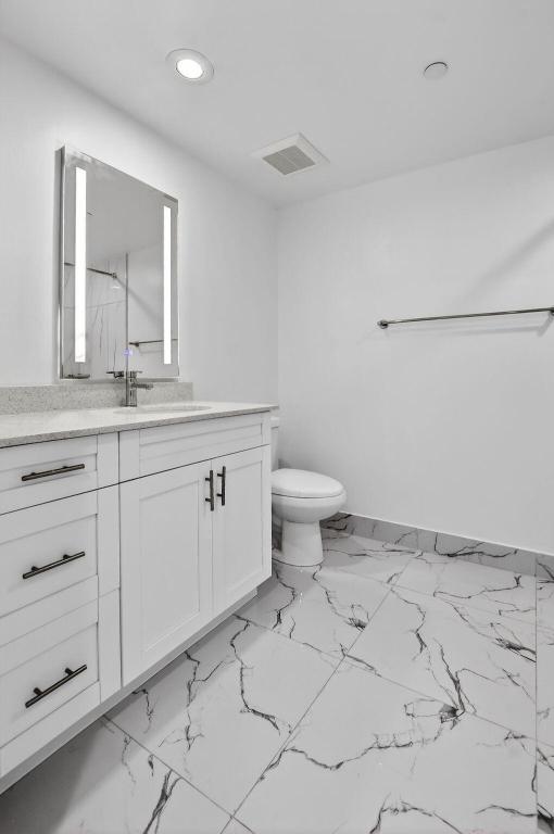 BOCA VILLA APTS - Residential Lease