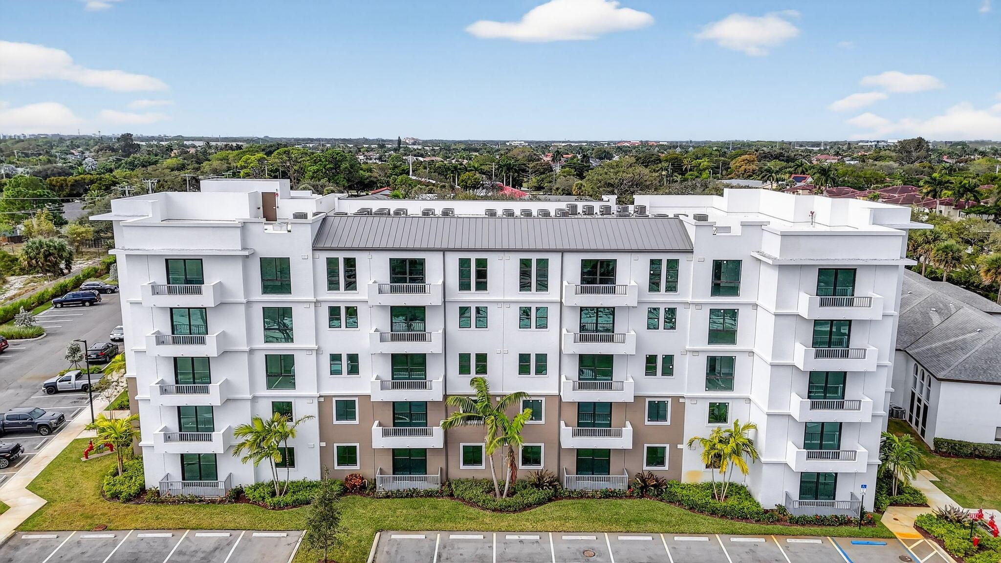 BOCA VILLA APTS - Residential Lease