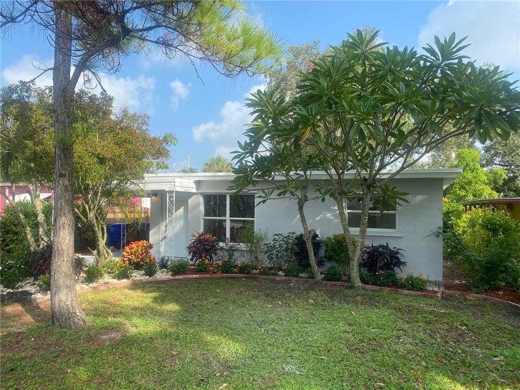 Hollywood Suburbs 4-22 B - Residential