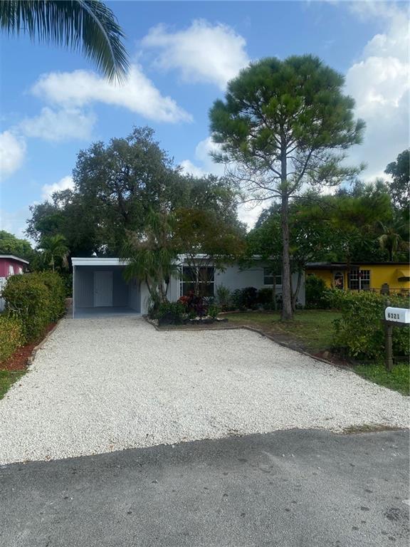 Hollywood Suburbs 4-22 B - Residential