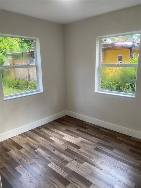 Hollywood Suburbs 4-22 B - Residential