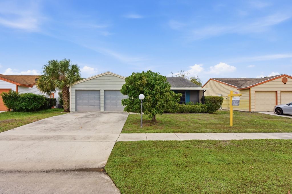 Photo of 5067 Canal Circle E, Lake Worth, FL 33467 (MLS # F10528314)