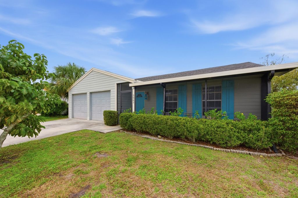 Photo of 5067 Canal Circle E, Lake Worth, FL 33467 (MLS # F10528314)