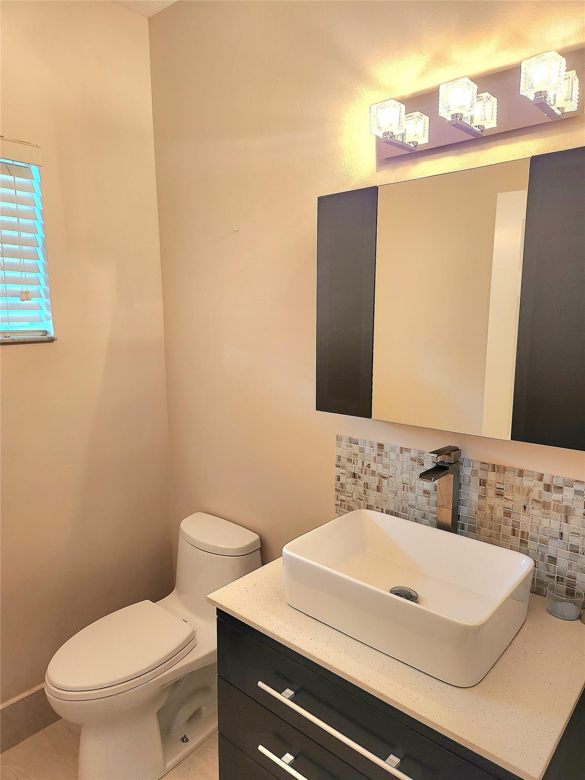 Lakeview West 158-44 B - Residential Lease